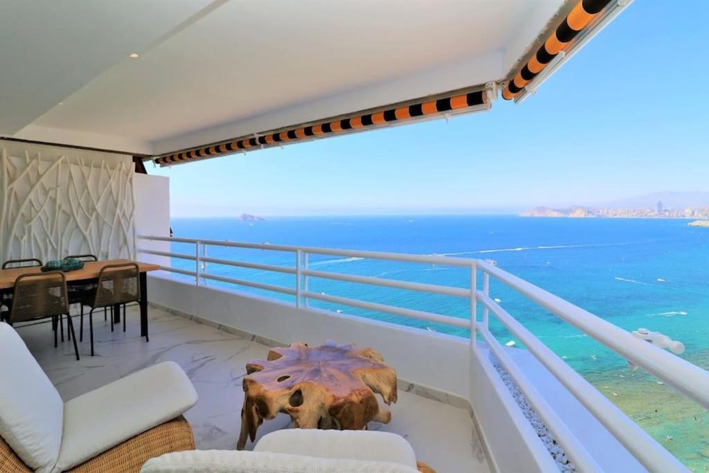 Luxurious 2-Bedroom Apt With Stunning Views, 1St Line On Levante Beach, Benidorm Exterior photo