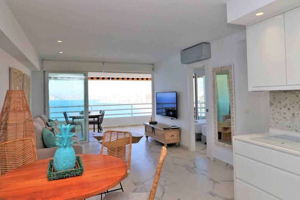 Luxurious 2-Bedroom Apt With Stunning Views, 1St Line On Levante Beach, Benidorm Exterior photo