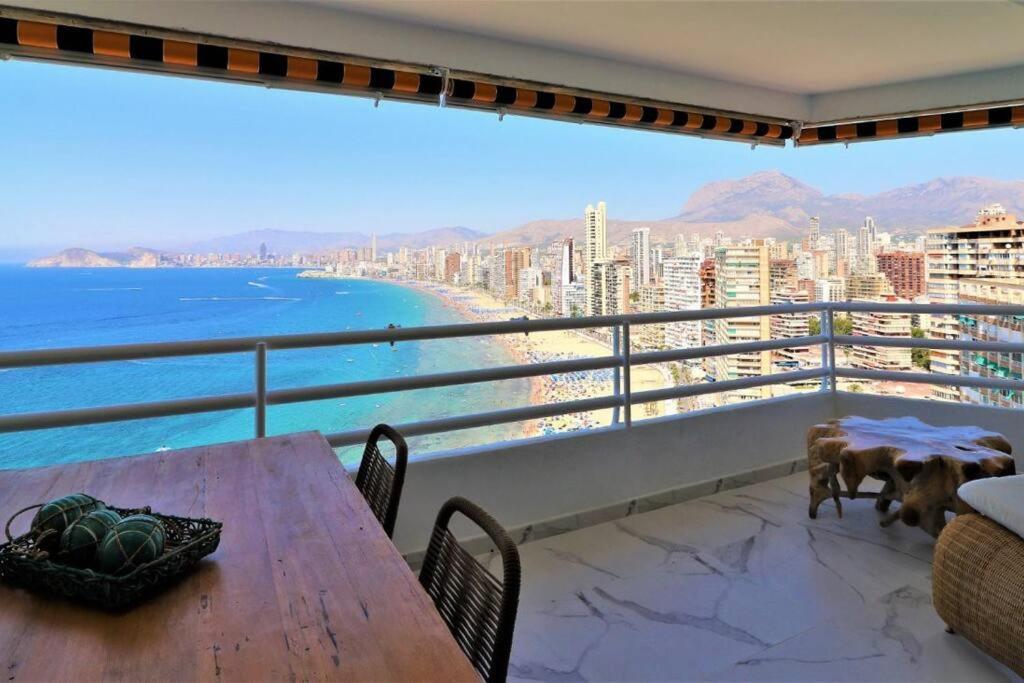 Luxurious 2-Bedroom Apt With Stunning Views, 1St Line On Levante Beach, Benidorm Exterior photo