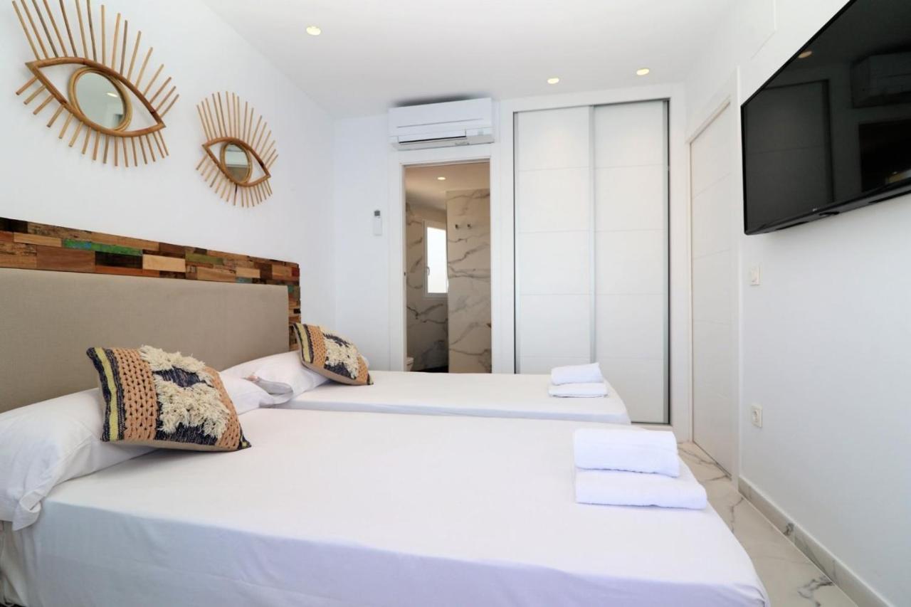 Luxurious 2-Bedroom Apt With Stunning Views, 1St Line On Levante Beach, Benidorm Exterior photo